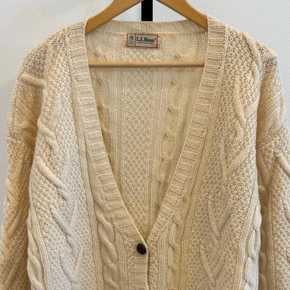 Vintage L.L. Bean Women's Cream Cable Knit Wool Fisherman Cardigan Sweater - Picture 2 of 11